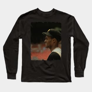 Roberto Clemente in Pittsburgh Pirates Long Sleeve T-Shirt